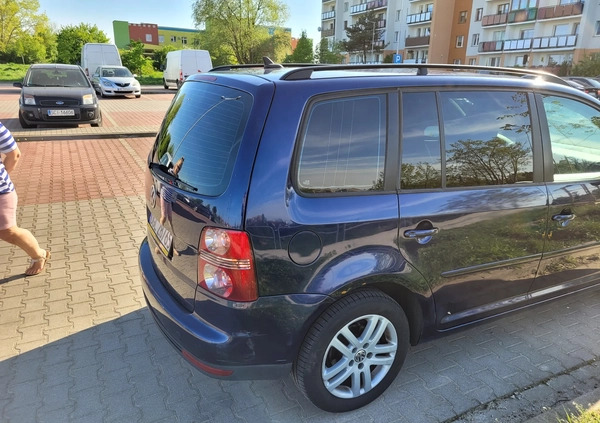 Volkswagen Touran cena 13100 przebieg: 306000, rok produkcji 2007 z Głogów małe 67